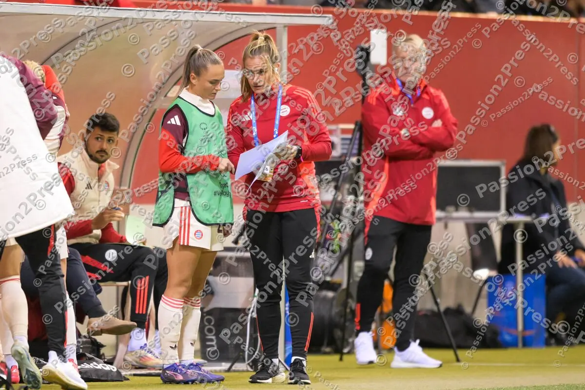 FCBFAWFC_20241009_1696