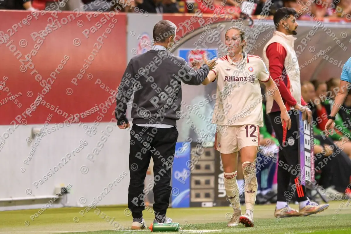 FCBFAWFC_20241009_1786