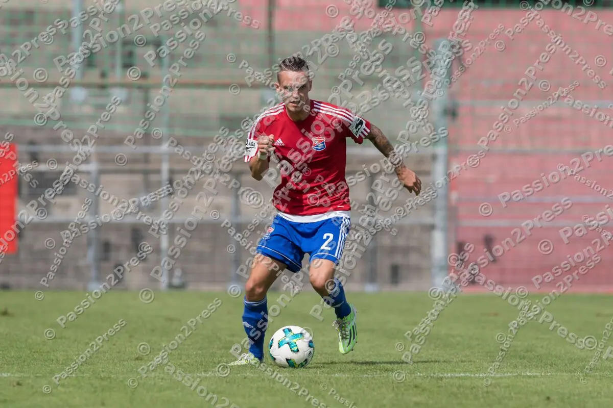 mf_UHGCFC_20170826_0615