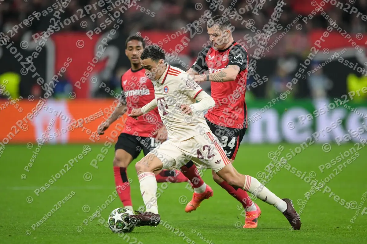 B04FCB_20250311_2471