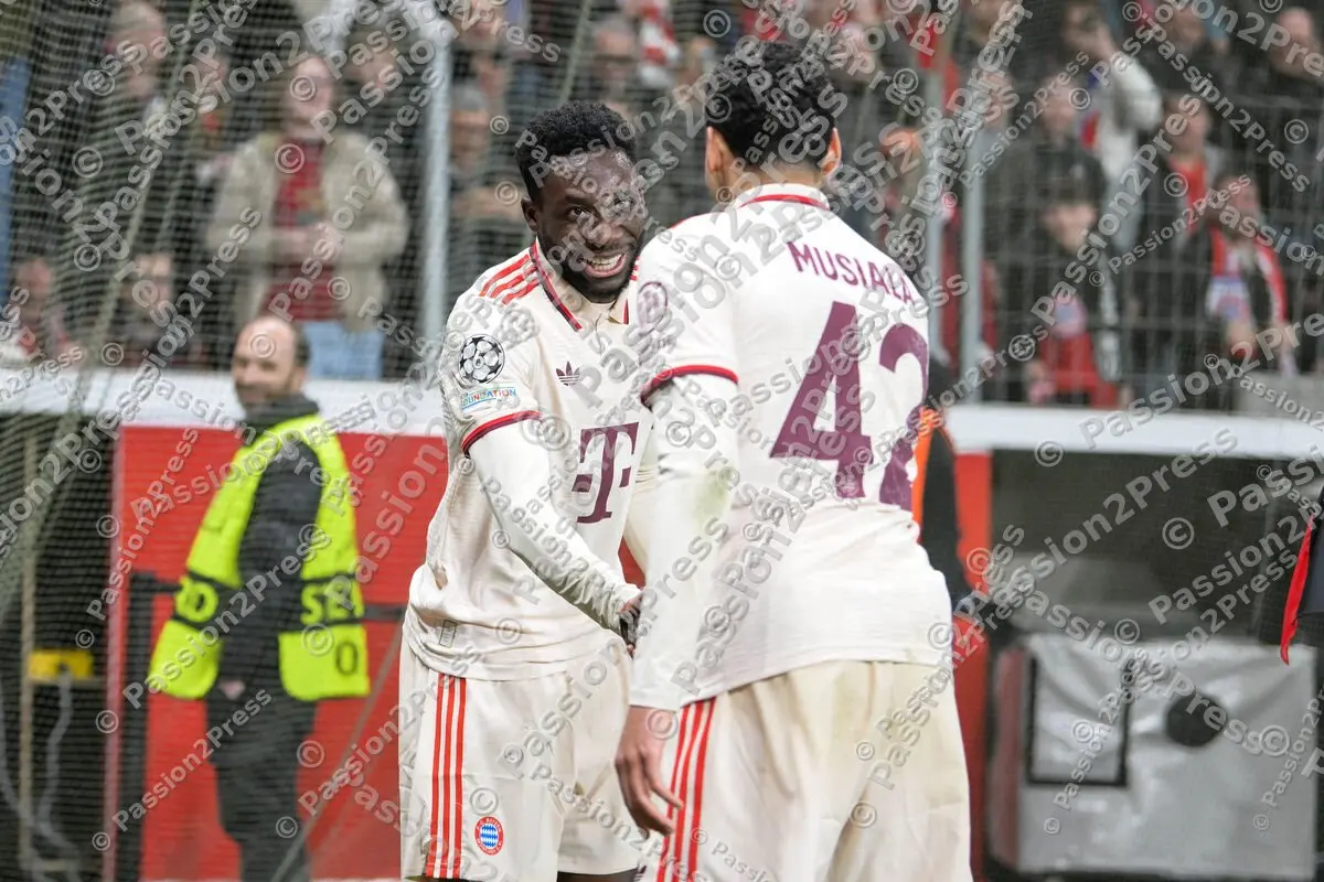 B04FCB_20250311_2782