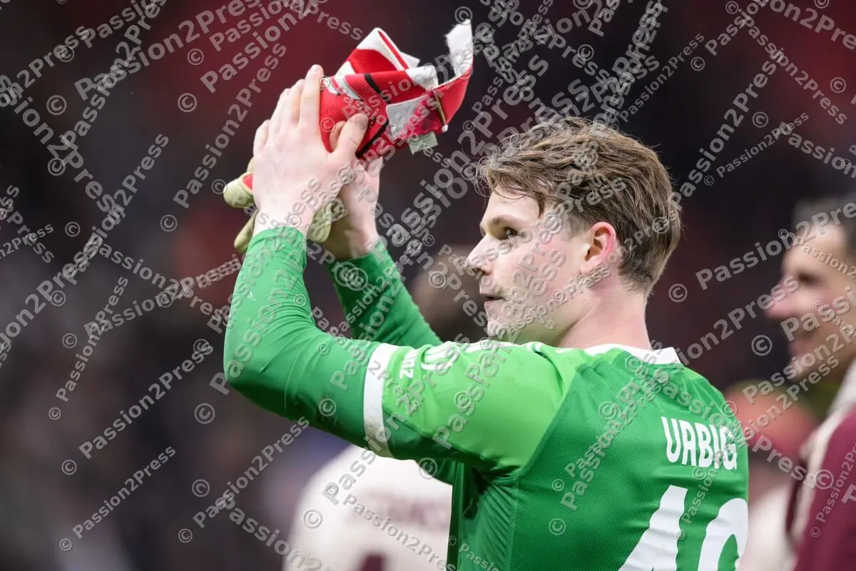 B04FCB_20250311_3488