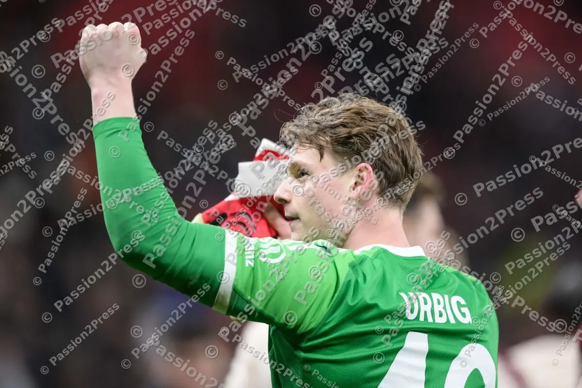 B04FCB_20250311_3494