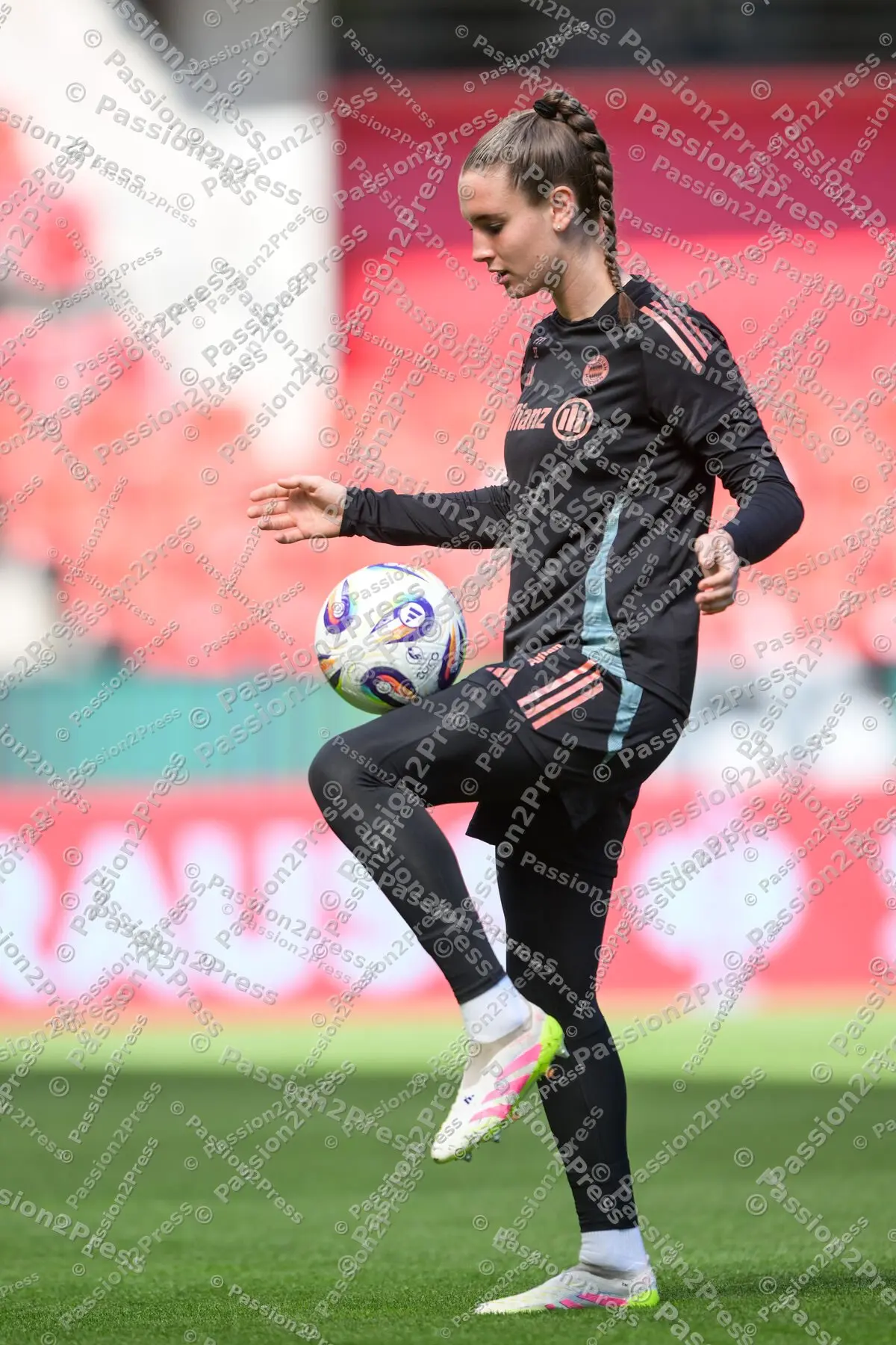 FCBFSVW_20250430_1738