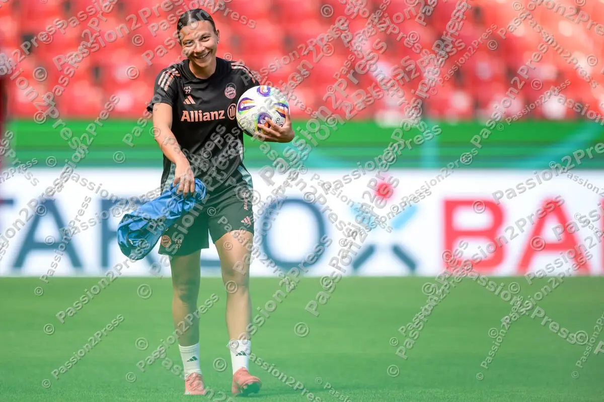 FCBFSVW_20250430_1916