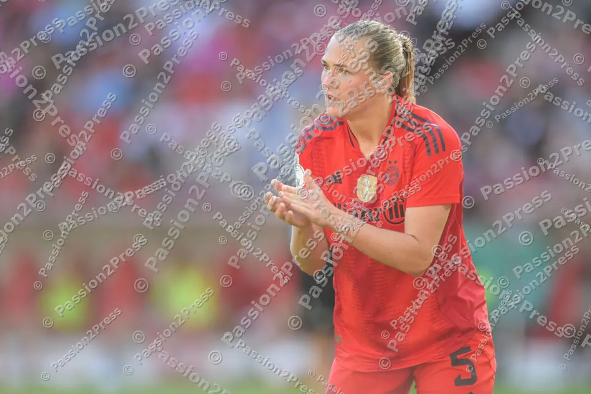 FCBFSVW_20250501_3283