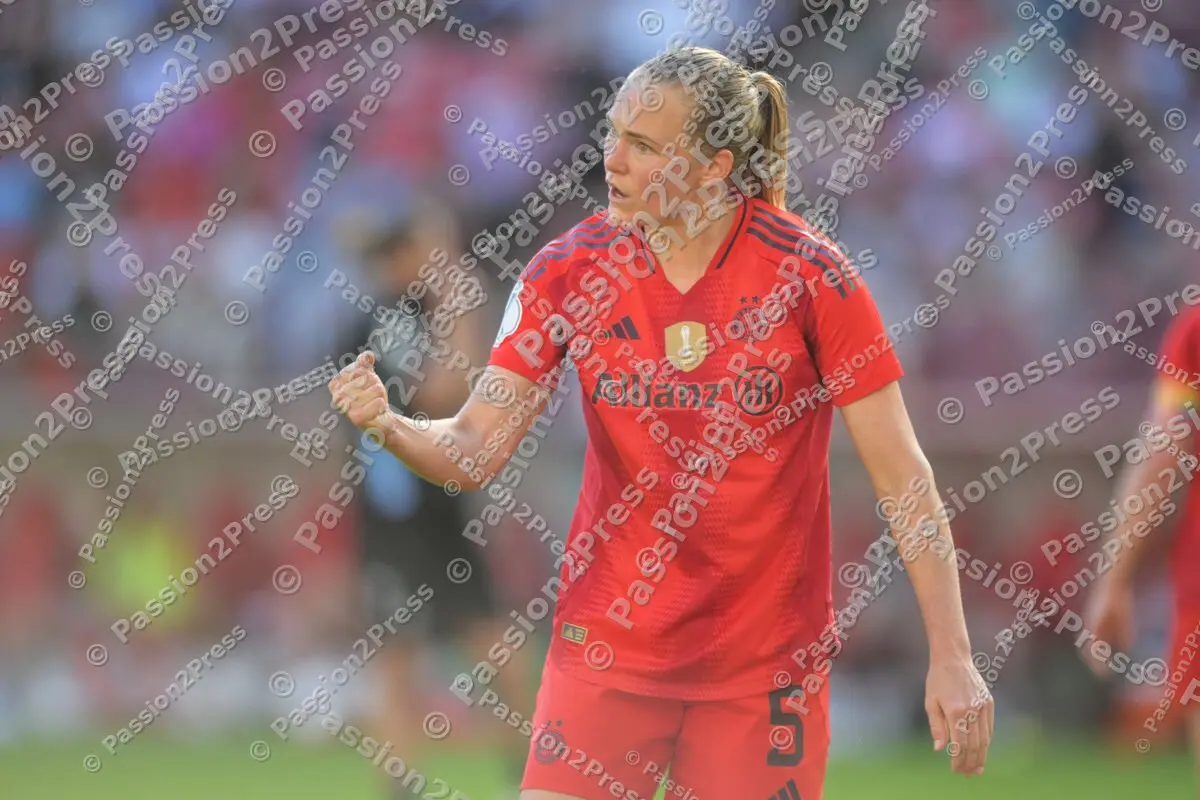 FCBFSVW_20250501_3291