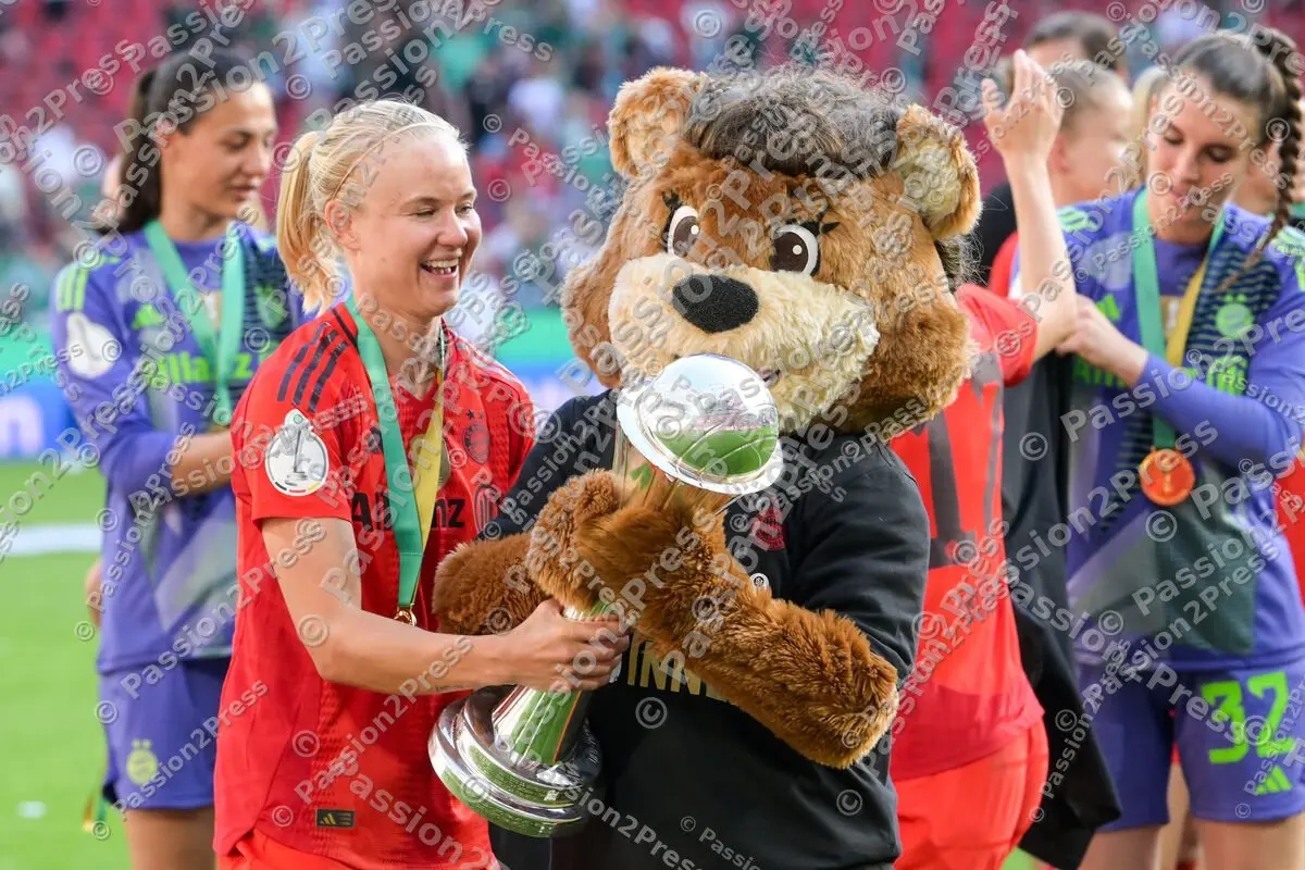 FCBFSVW_20250501_4260