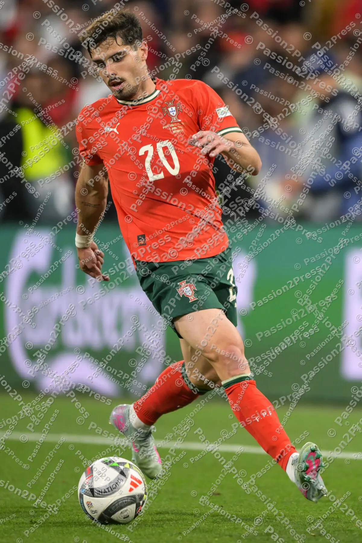 PORESP_20250608_0894