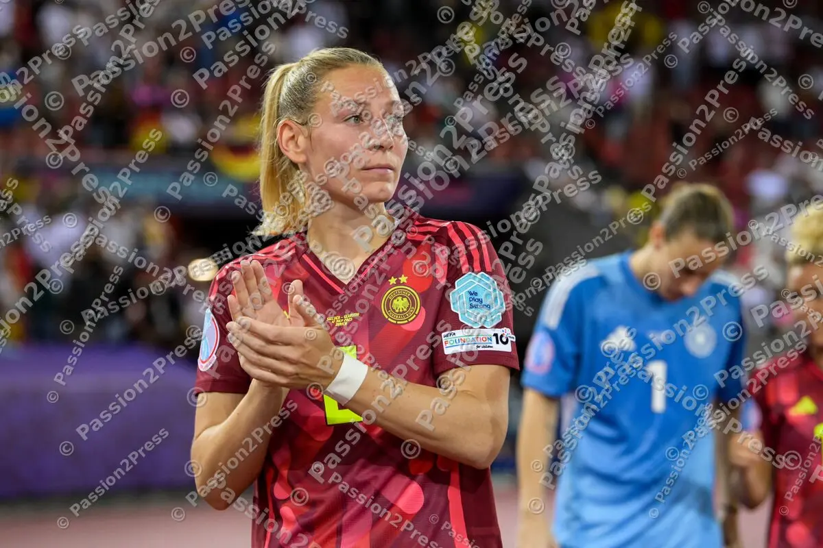 SWEGER_20250712_2827