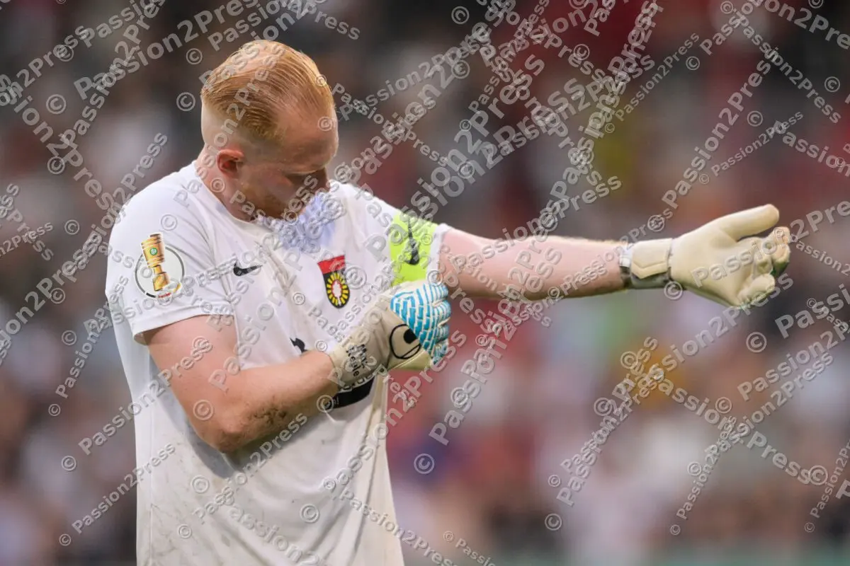 SGAB04_20250815_2911