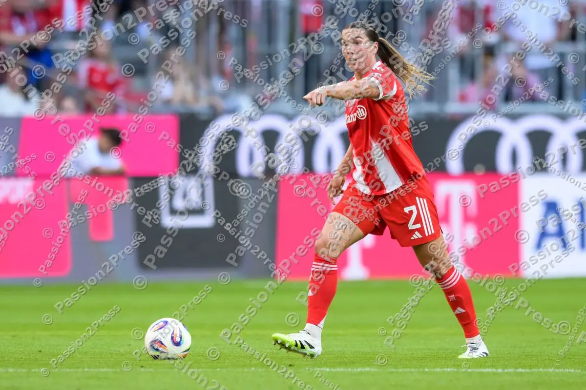 FCBFB04_20250906_0894