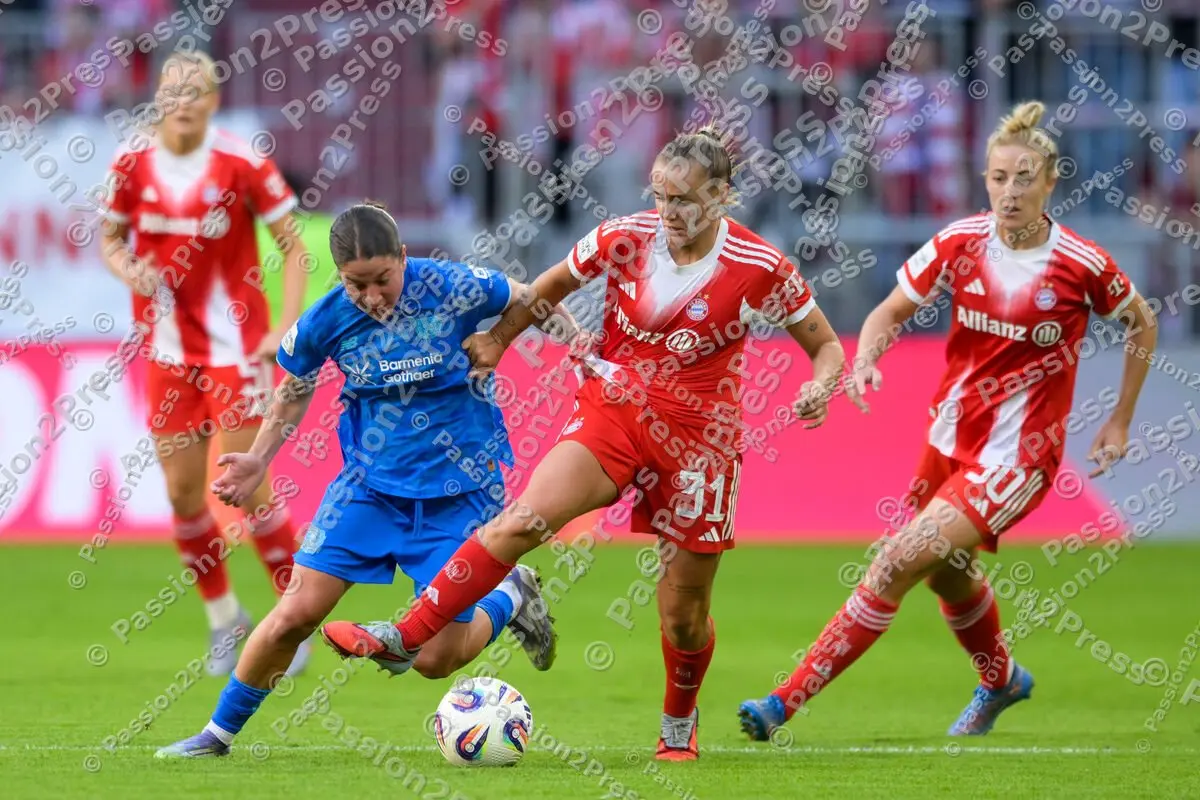 FCBFB04_20250906_1194