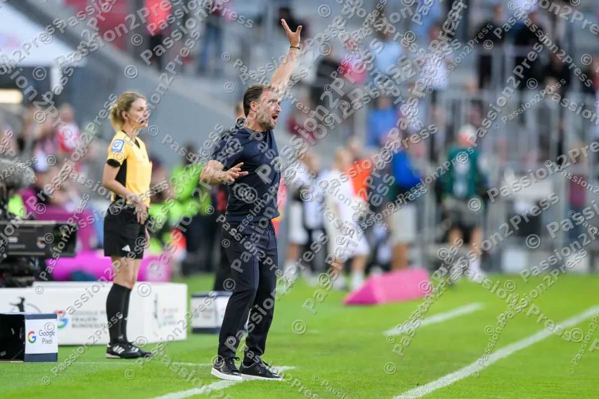 FCBFB04_20250906_2161
