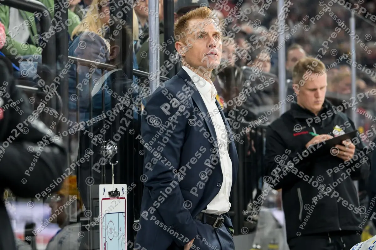 20250914 EHC Red Bull München - Bremerhaven Pinguins