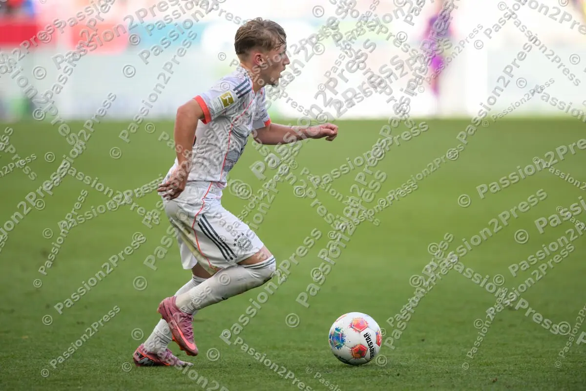 TSGFCB_20250920_2028