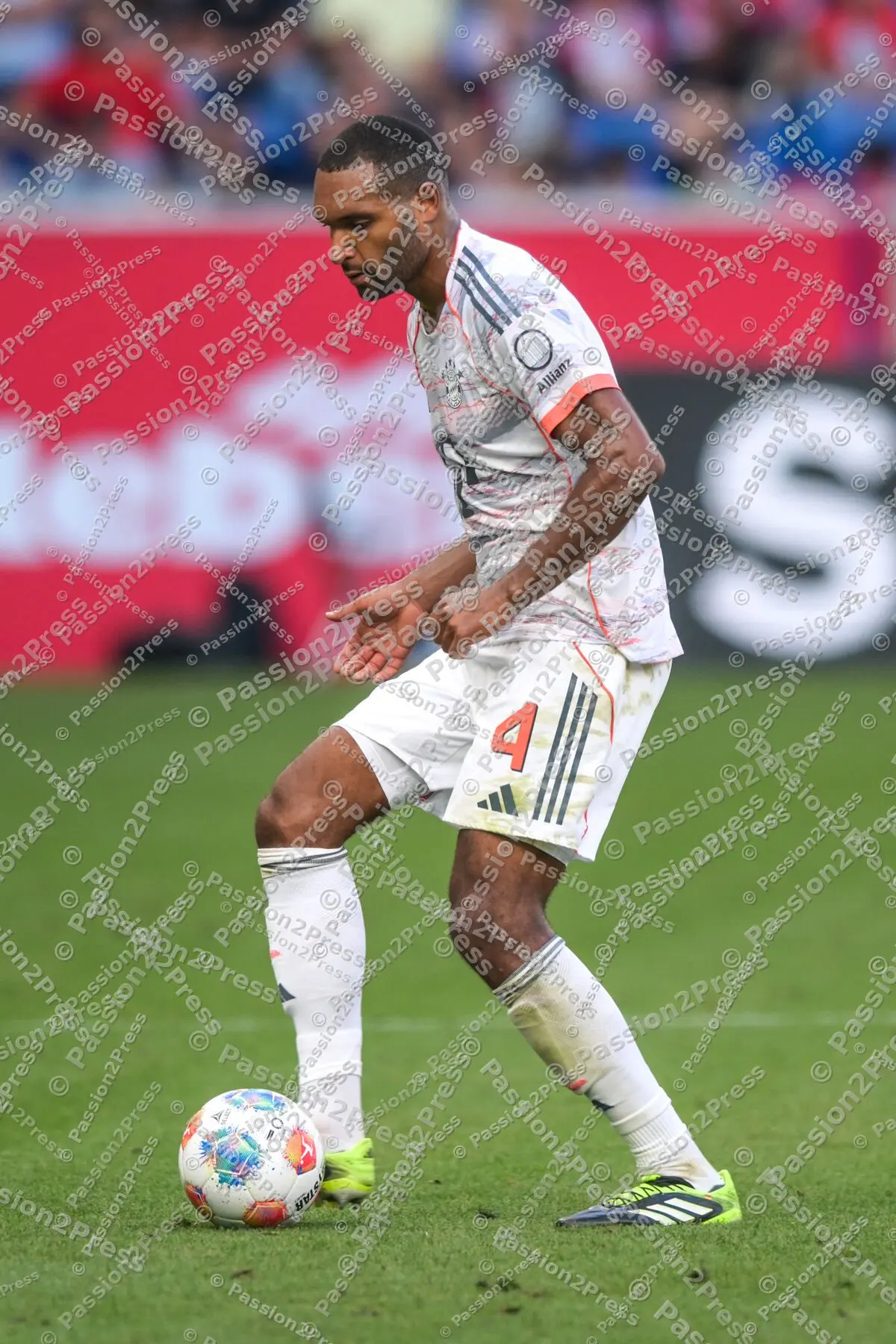 TSGFCB_20250920_2194