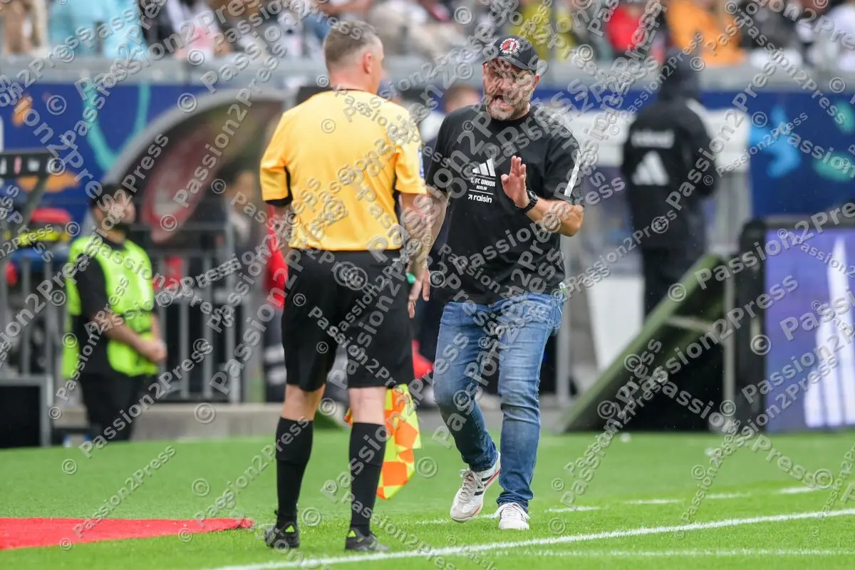 SGEUBER_20250921_0953