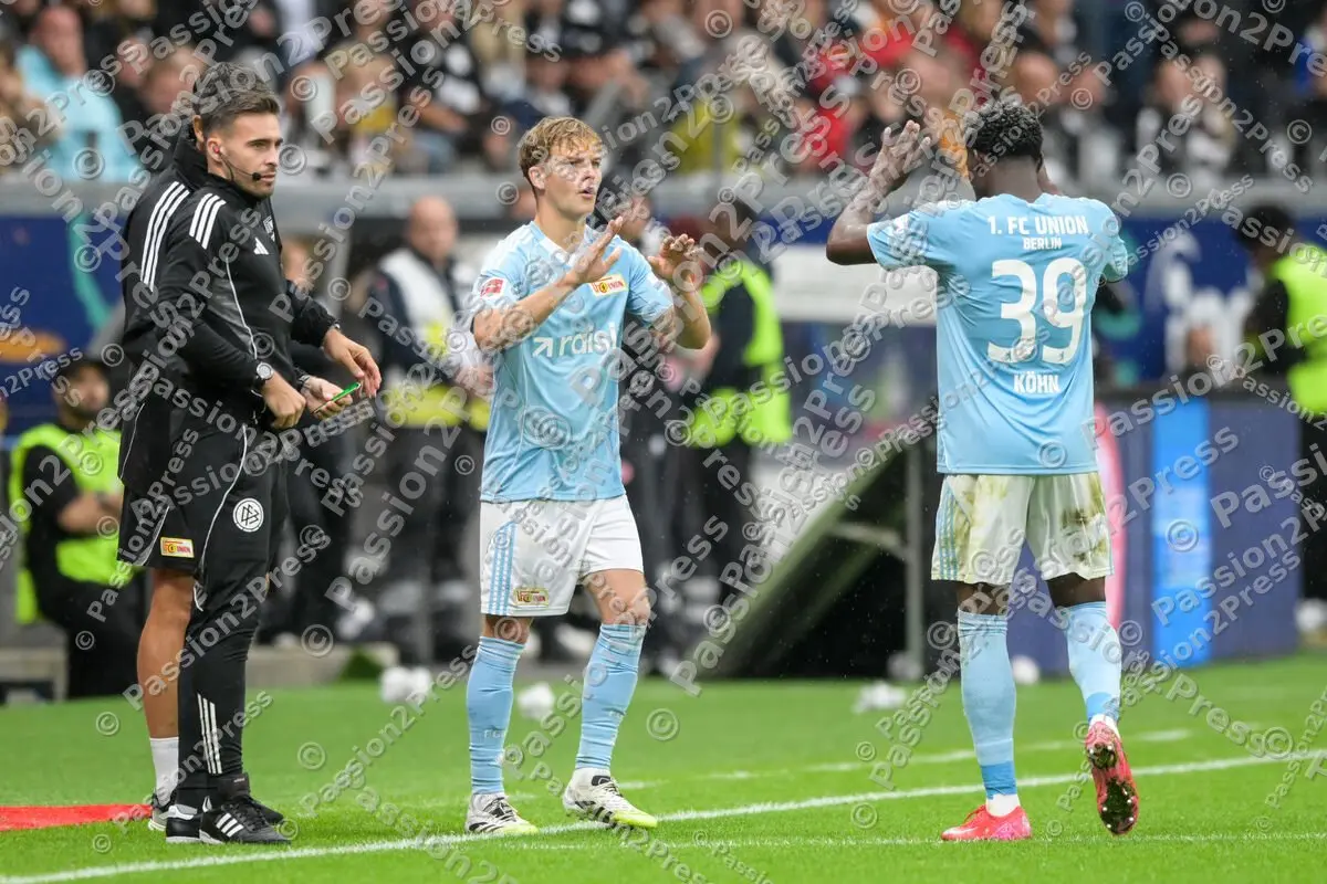 SGEUBER_20250921_2655