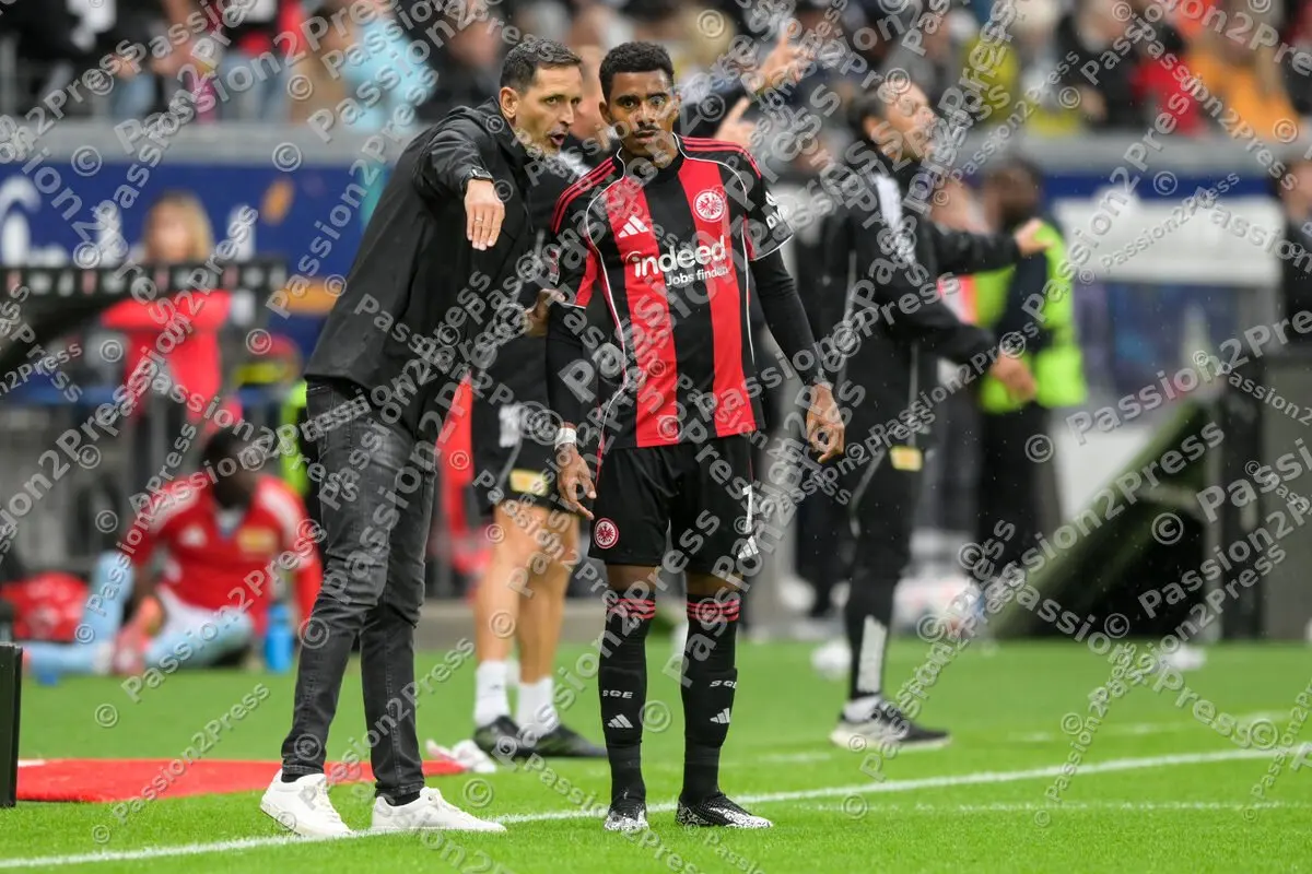 SGEUBER_20250921_2765