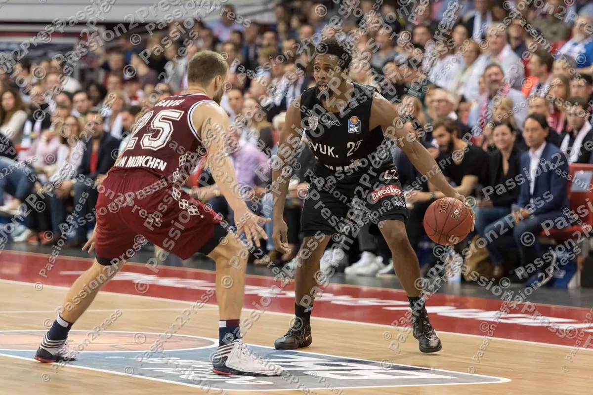 mf_FCBBSOW_20171013_0060