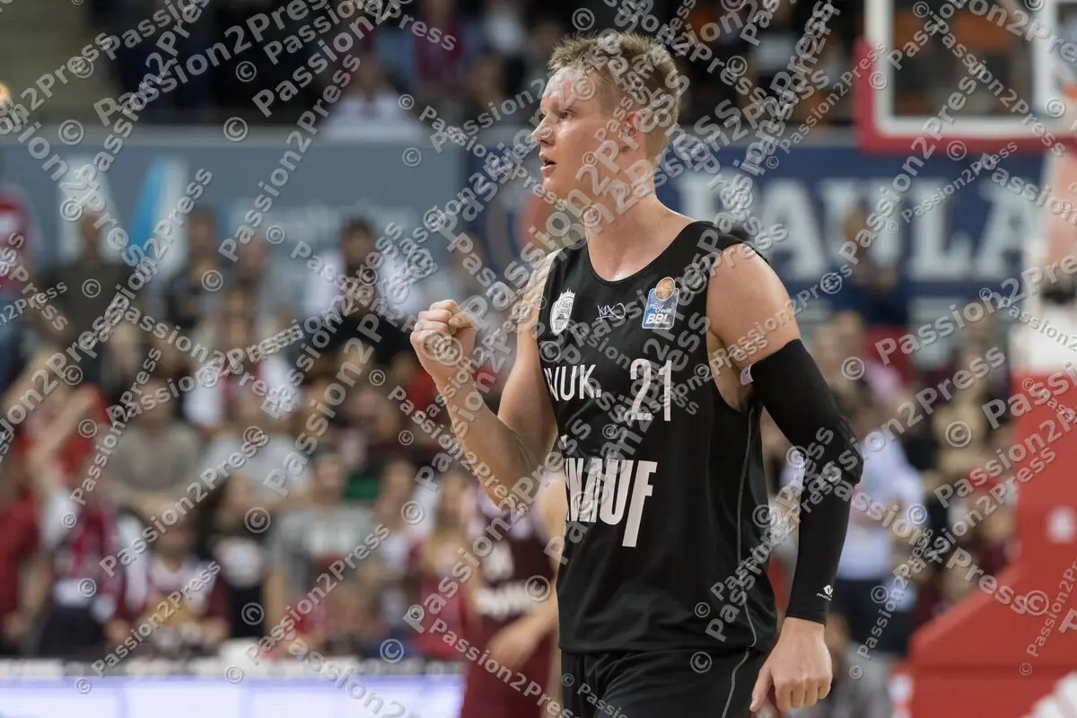 mf_FCBBSOW_20171013_0887