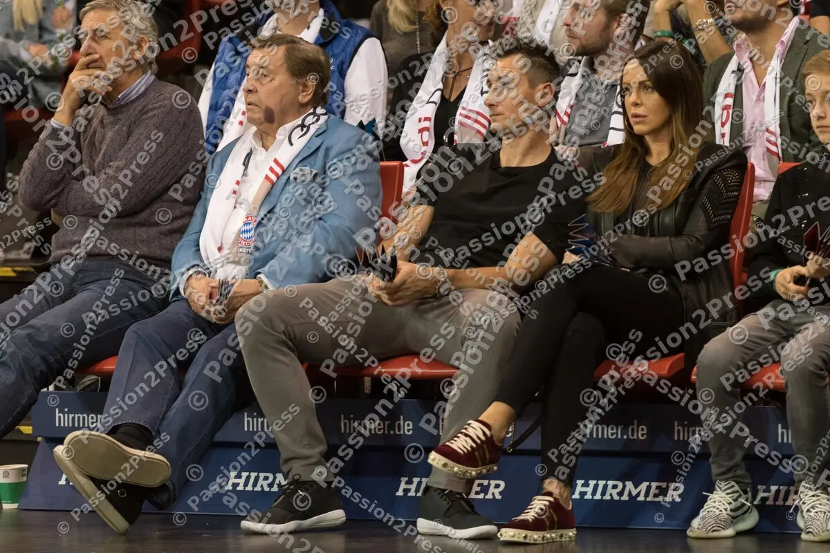 mf_FCBBOLD_20171015_0188