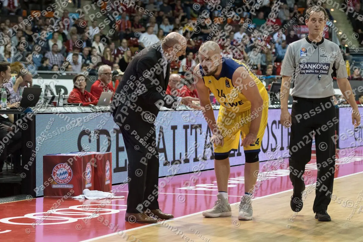 mf_FCBBOLD_20171015_0358