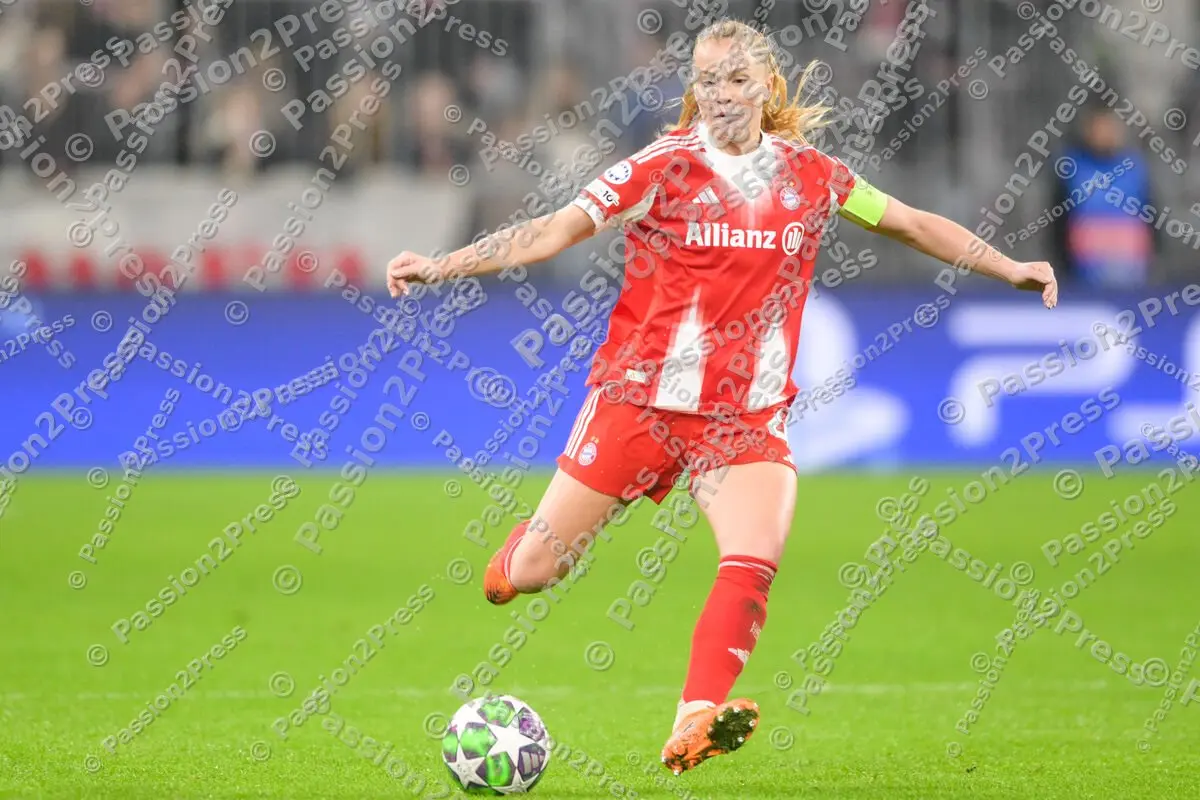 FCBFWFCA_20251112_1774