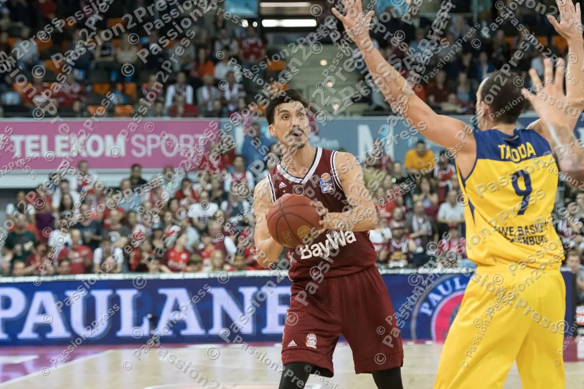 mf_FCBBOLD_20171015_0815