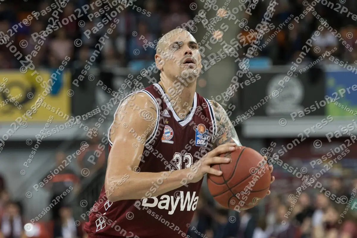 mf_FCBBOLD_20171015_0837