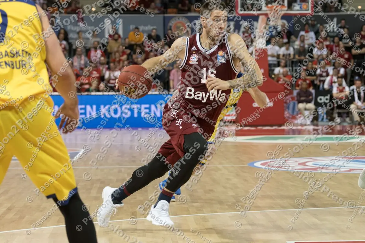 mf_FCBBOLD_20171015_0855