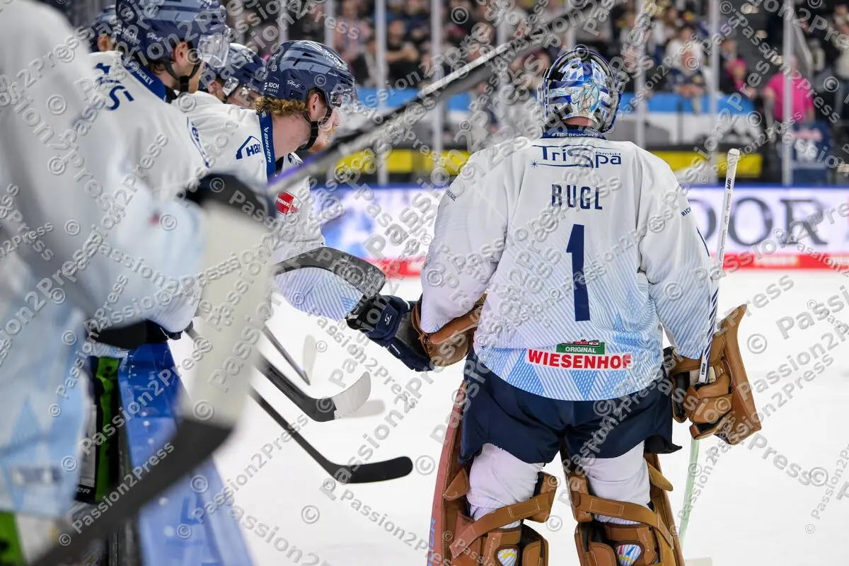 20251125 EHC Red Bull München - Straubing Tigers