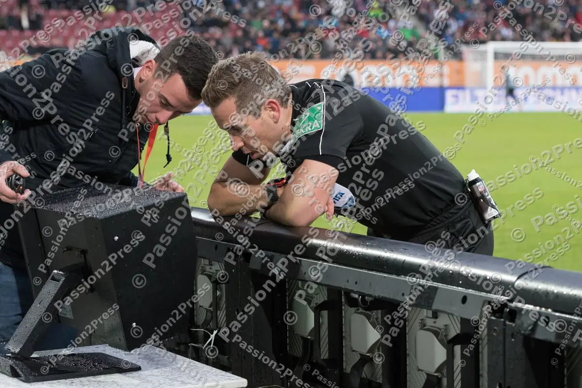 mf_FCAWOB_20171125_0432