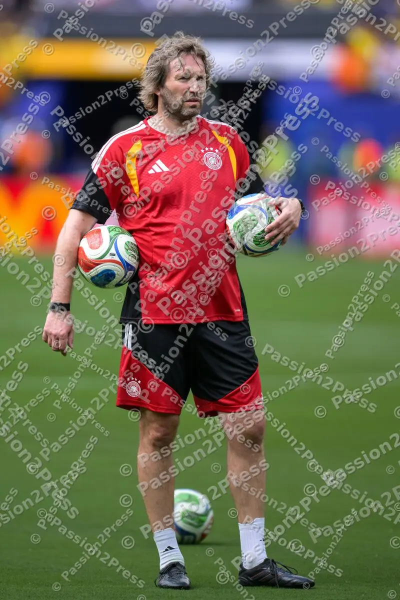 ECUGER_20260625_2043