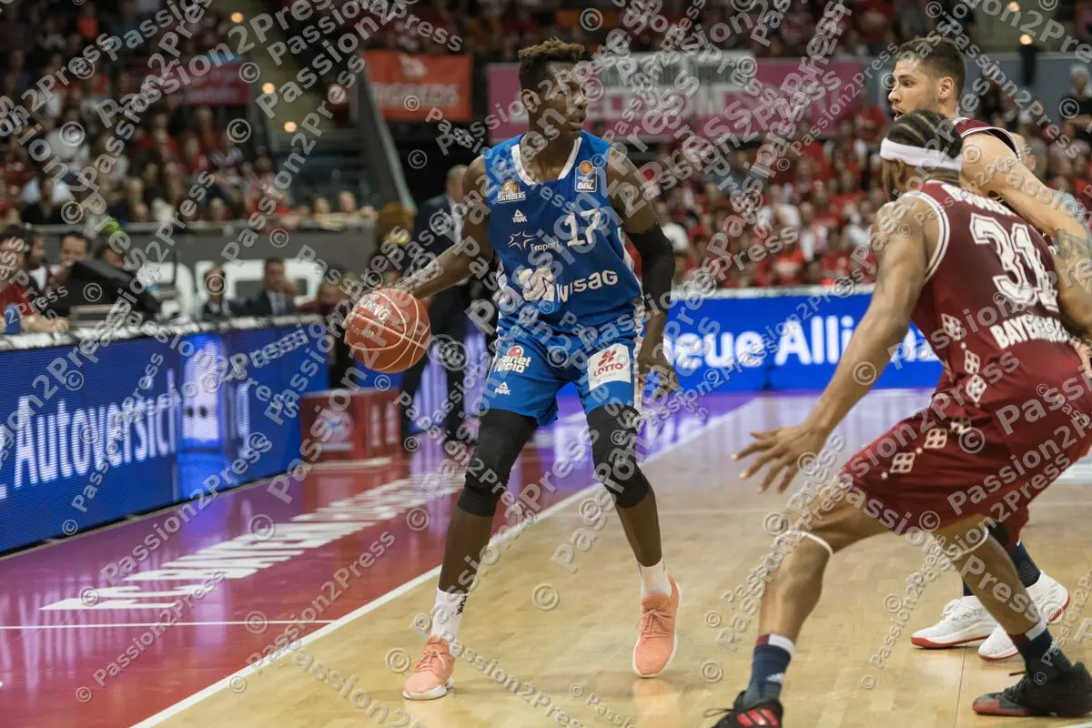 mf_FCBBFRA_20180512_0149