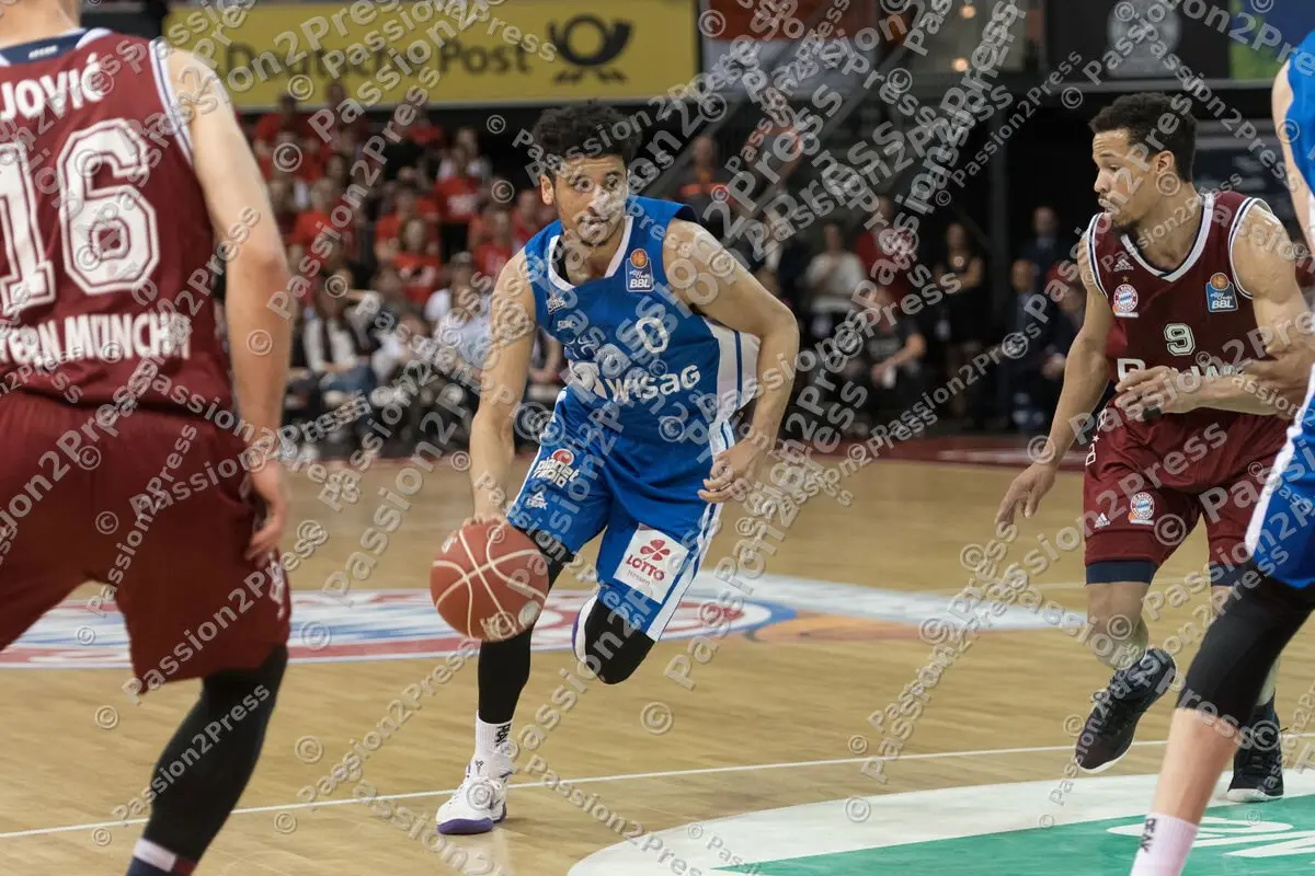 mf_FCBBFRA_20180512_0153