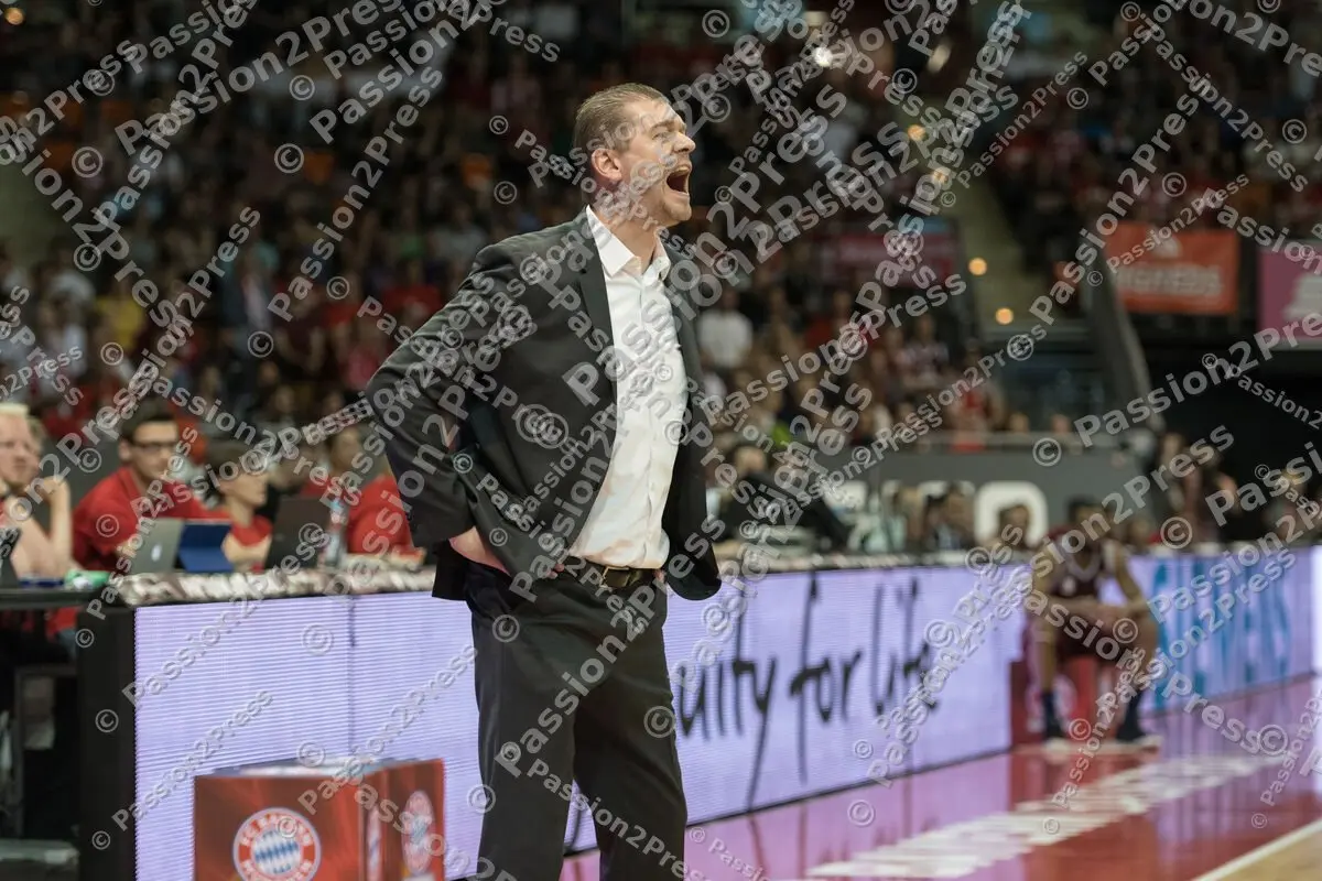 mf_FCBBFRA_20180512_0386