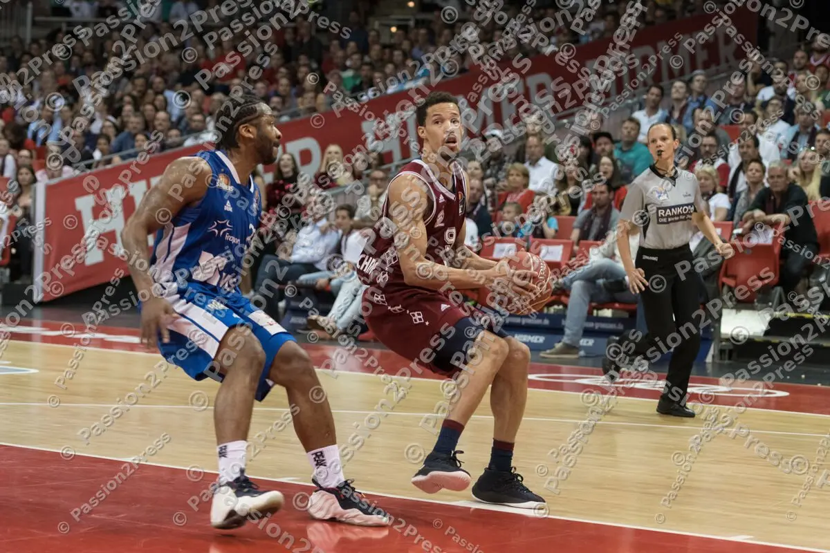 mf_FCBBFRA_20180512_0407