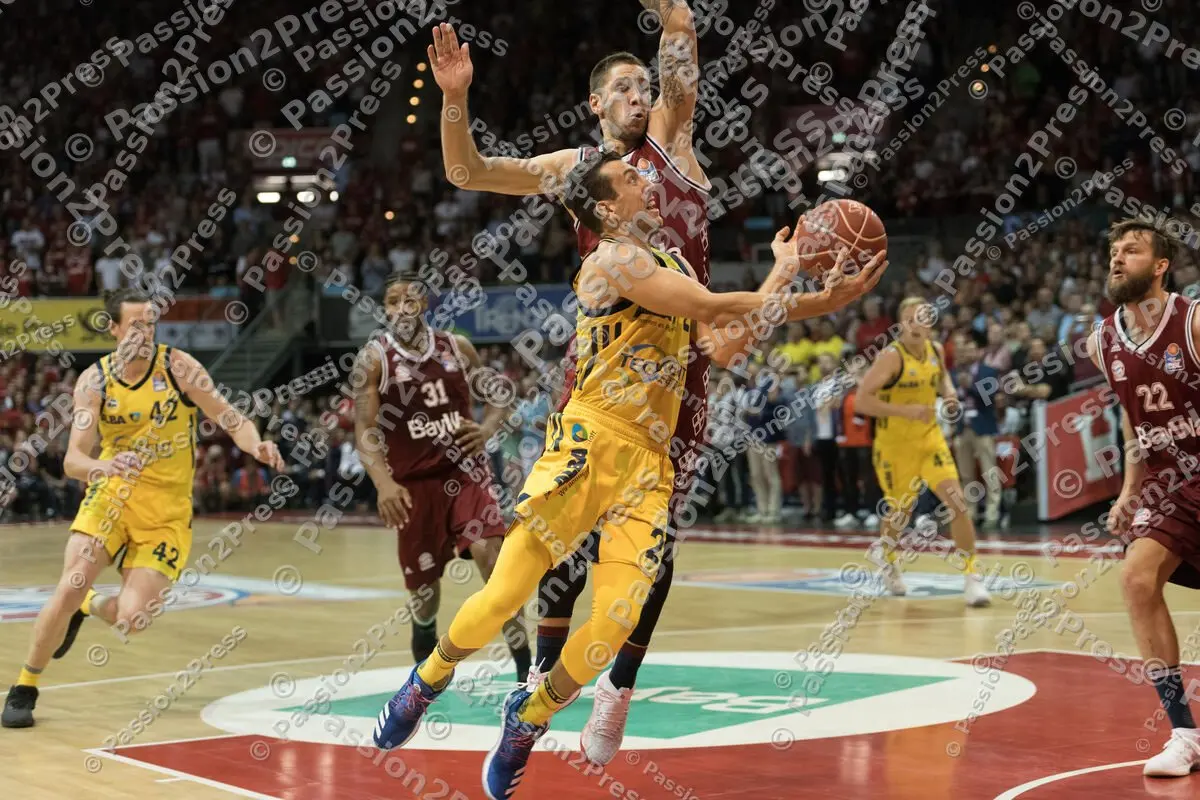 mf_FCBBAB_20180616_0114