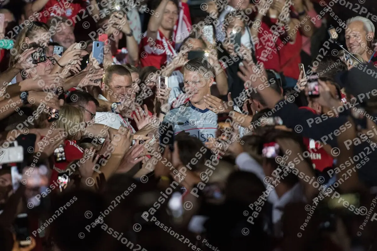 mf_FCBCF_20180828_0135