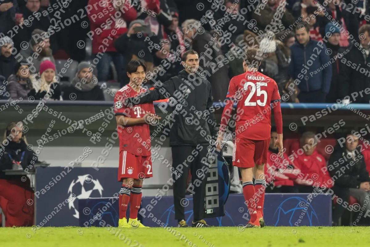 FCBSLB_20181127_1977