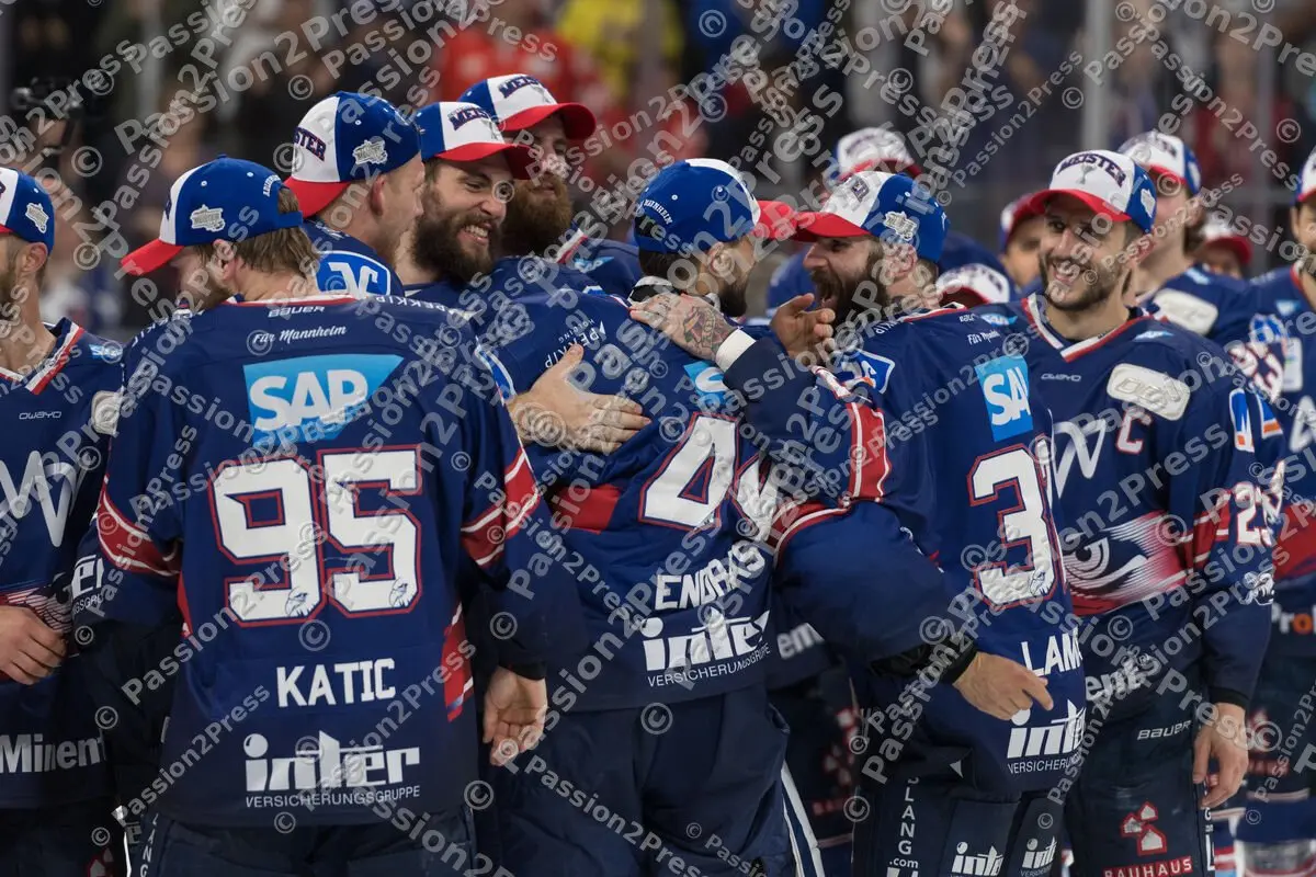 MERCRBM_20190426_1950