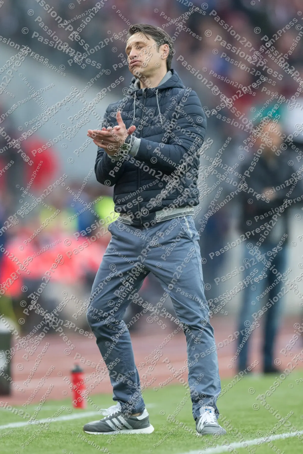 FCNFCB_20190428_1003