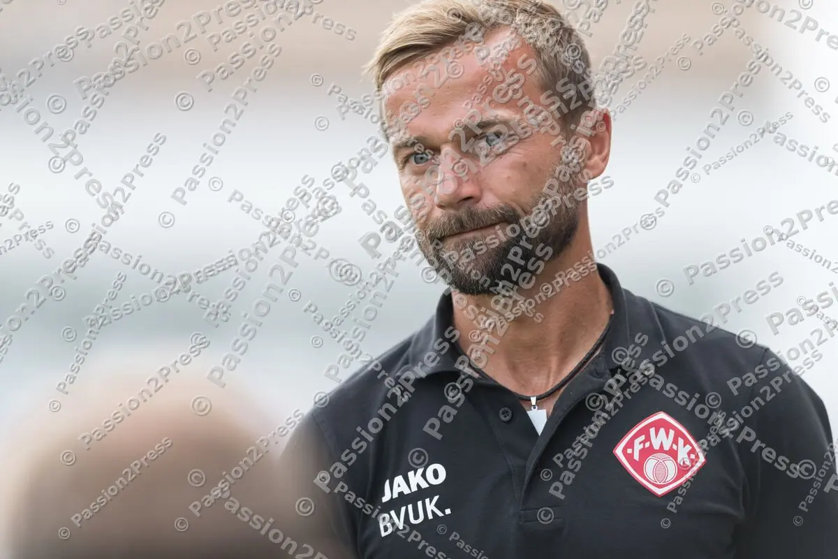 UHGWK_20190727_0154