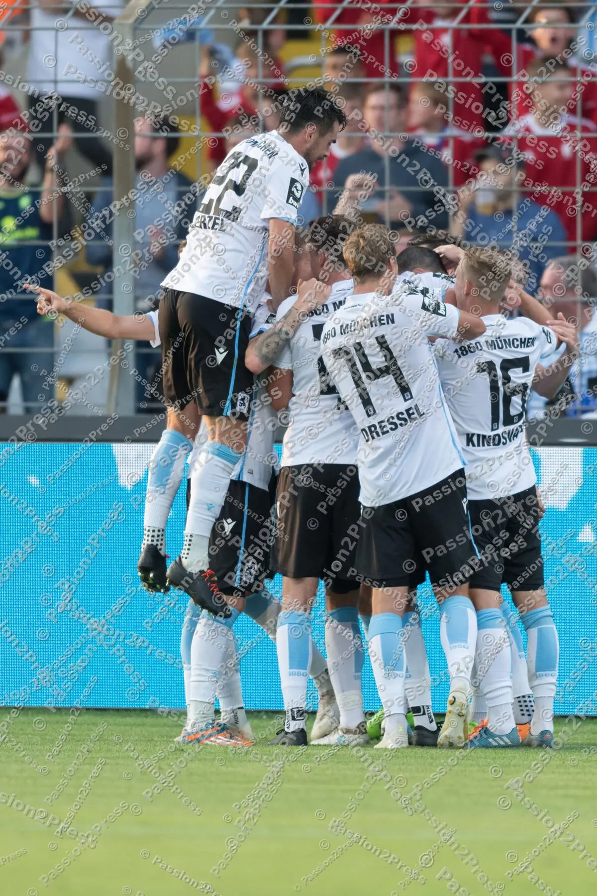 60FSVZ_20190731_0861