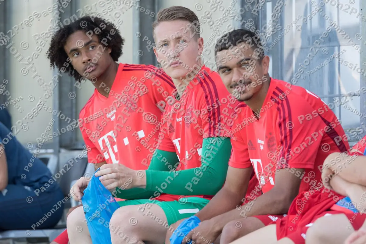 FCBIIUHG_20190831_0118