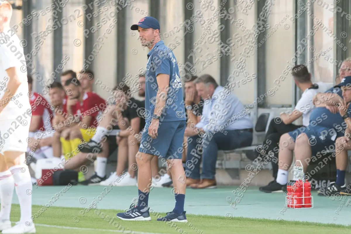 FCBIIUHG_20190831_0226