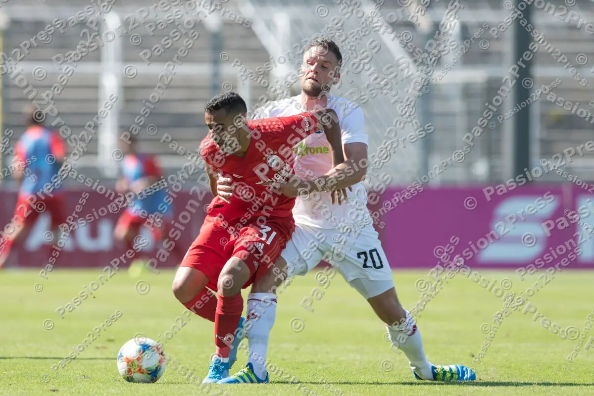 FCBIIUHG_20190831_0756