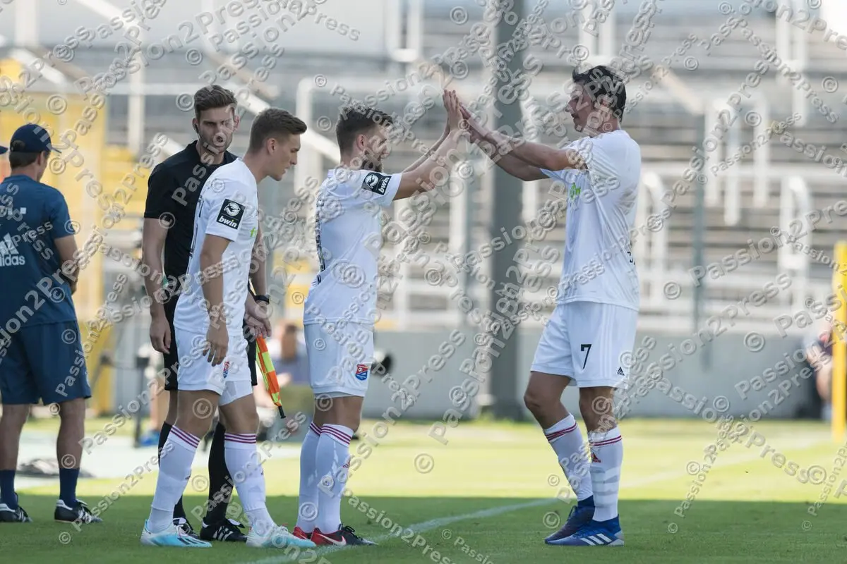 FCBIIUHG_20190831_0885